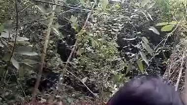 Outdoor Assamese sex MMS of a couple from a jungle