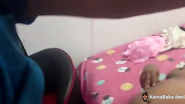 Guy records his friend’s Bangla sex video with a busty aunt