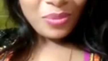Horny cute Indian girl naked fingering video call