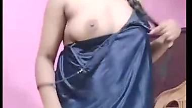 Big boob girl strips and shows her desi nude body on camera