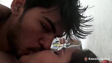 Bihari nude couple’s romantic MMS sex